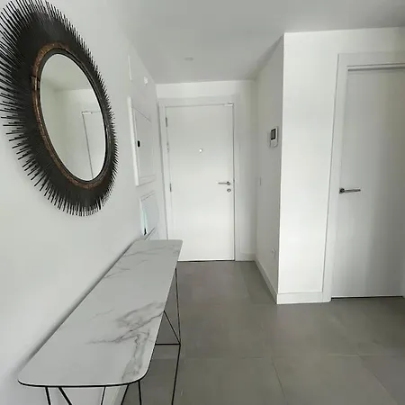 Διαμέρισμα 3 Bed With Sea Views