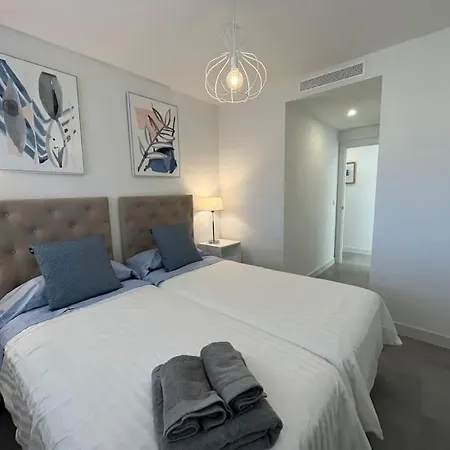 3 Bed With Sea Views