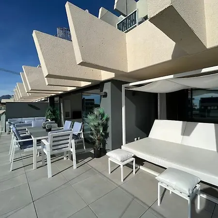 3 Bed With Sea Views Εστεπόνα