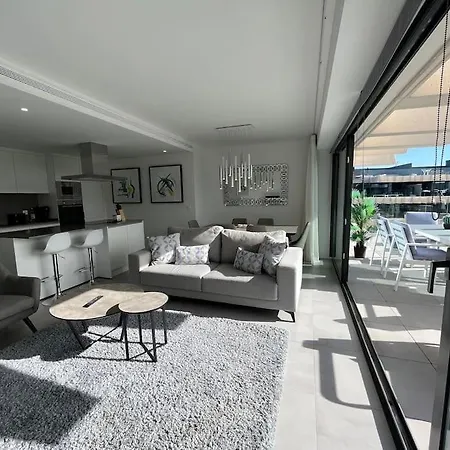 3 Bed With Sea Views