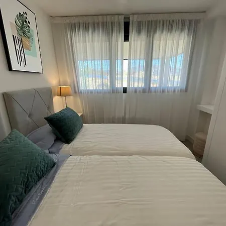 3 Bed With Sea Views Apartamento