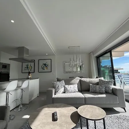 3 Bed With Sea Views Apartamento